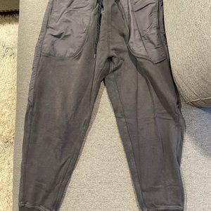 Sweatpants (joggers)